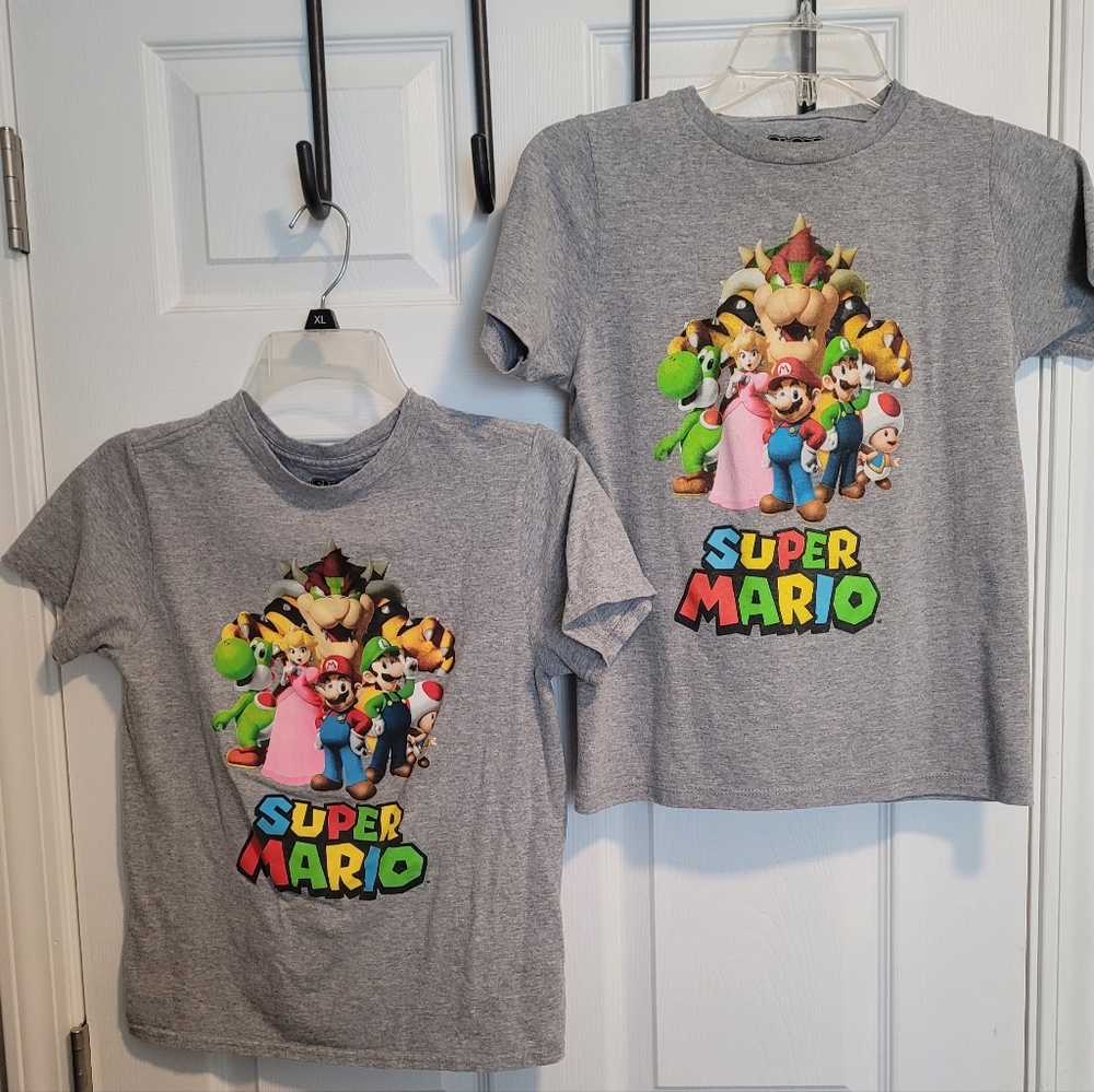 Super Mario Graphic T-Shirts Size M